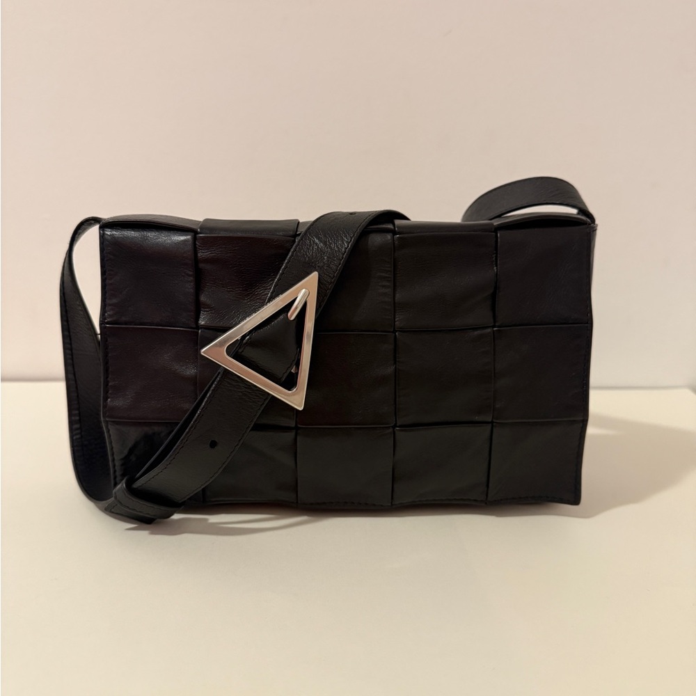 Bottega Veneta Paper Calfskin Maxi Intreccio Cassette Crossbody Bag Black